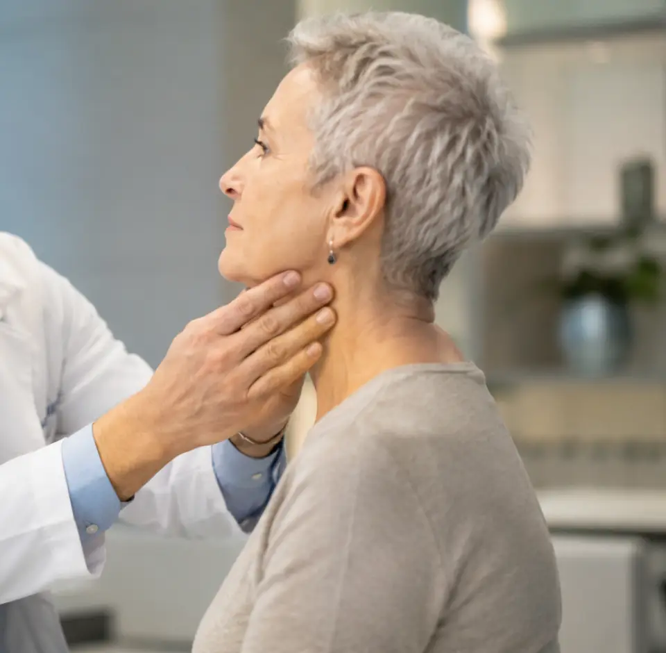 Paciente del Dr. Patricio Canepa antes de someterse a reconstrucción por cáncer de cabeza, cuello y piel en Querétaro
