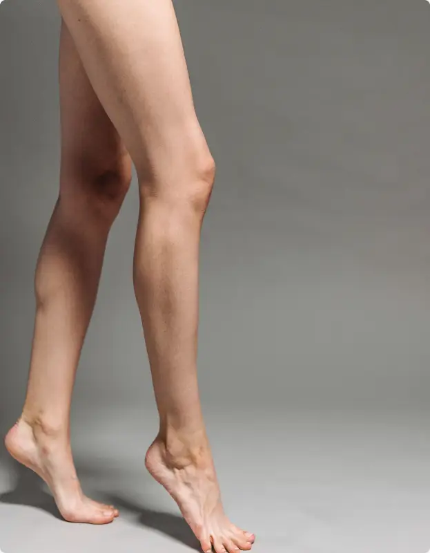 Explicación visual del procedimiento de tratamiento de lipedema a cargo del Dr. Patricio Canepa